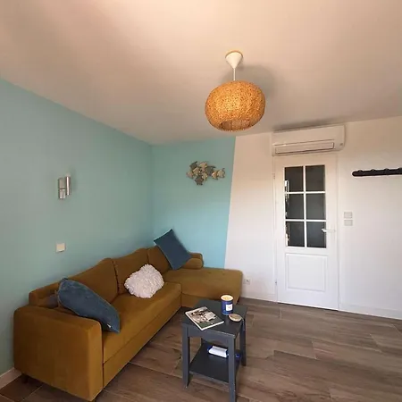 Les Issambres T2 Renove Avec Piscine Et Parking - Fr-1-226-561 Apartmán *